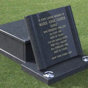 burlingham-memorial-solutions-products-garden-memorials-scroll-2f-inscribed-large